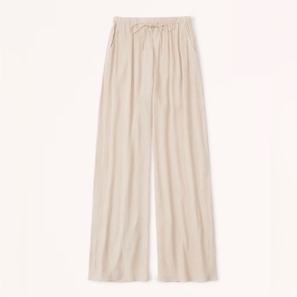 Abercrombie & Fitch Beige Crinkle Texture Wide Leg Pants - Picture 2 of 6